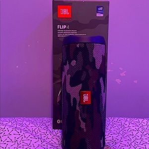Fully functional JBL Flip 4 speaker